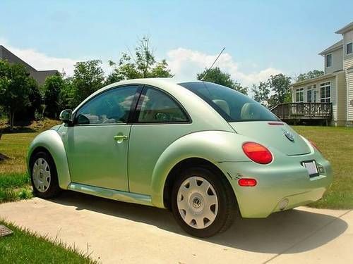 1999 volkswagen beetle gls hatchback 2-door 2.0l