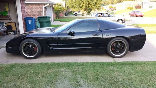 2000 chevrolet corvette with tons of extras