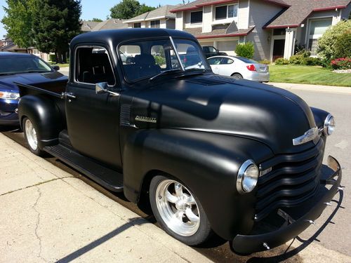 1949 chevy 5 window restored pickup w/ 383 stroker motor and 4 speed tranny