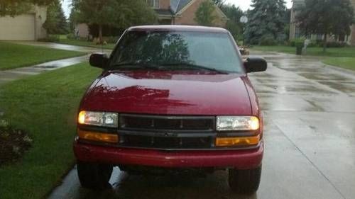 2000 chevrolet s10 extended cab 4x4 automatic ls