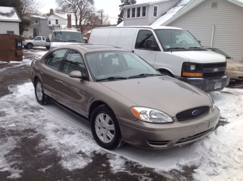 2005 ford taurus sel loaded low mileage super clean low reserve!!!
