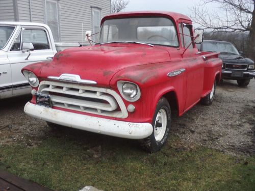 1957 chevy stepside pickup  (from deep south)