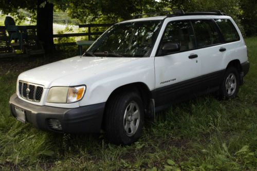 2001 subaru forester l - manual transmission - need repair or for parts