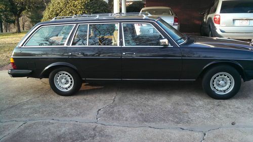 1985 mercedes benz 300 turbo diesel station wagon