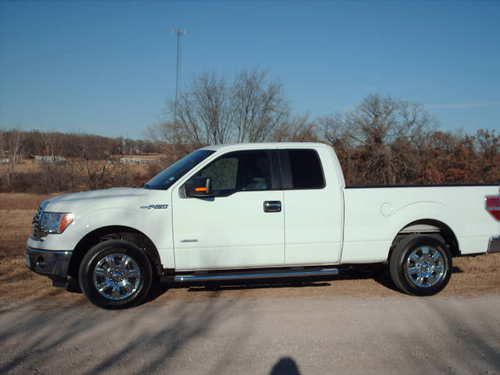 Ford f 150 v6 eco boost, 25,000+ mi, white, one owner