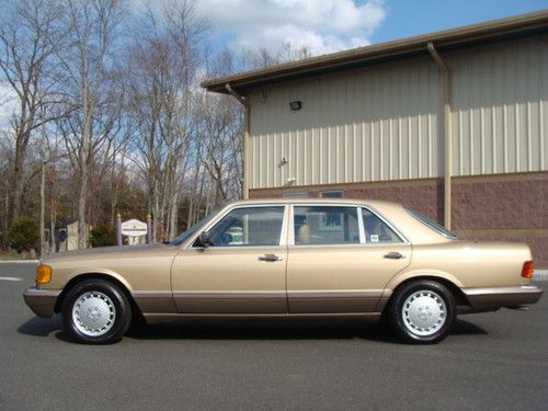 1988 mercedes benz 300 sel low mileage pristine vehicle !!! must see !!!
