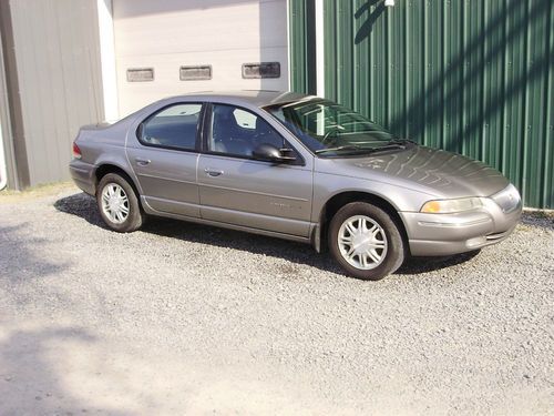 1998 chrysler cirrus lxi sedan 4-door 2.5l