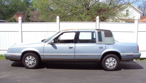 1992 chrysler new yorker fifth avenue sedan 4-door 3.3l