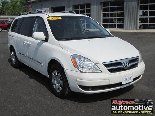 2007 hyundai entourage 2 in stock see our brand new 10 bay shop! finance trade !