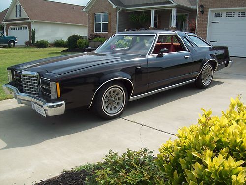 ---one owner 1978 ford thunderbird---very nice car---never wrecked---must see