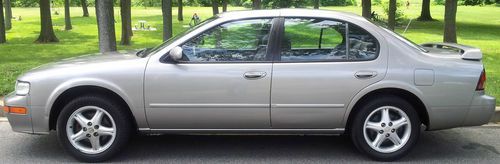 1998 nissan maxima se sedan 4-door 3.0l (will pass inspection!)