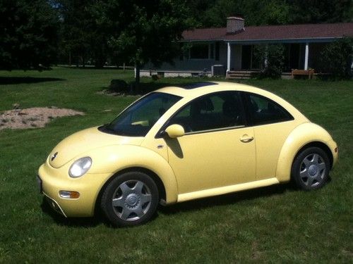 2001 volkswagen beetle yellow 5-speed manual with sunroof