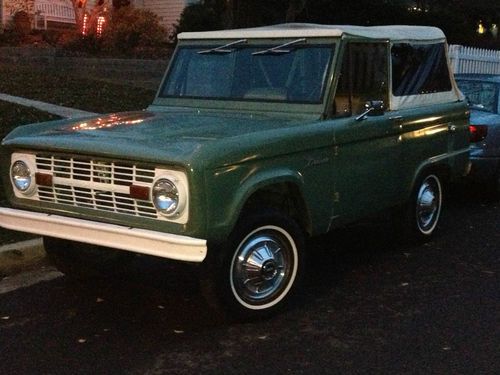 1969 ford bronco (soft top)