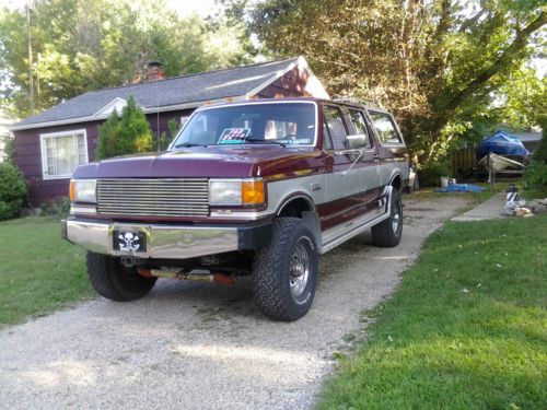 4-door, 4x4 ford bronco 88&#039; very rare must see