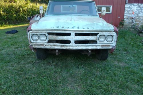 1967 chevrolet c10 2wd 6 cyl 3 spd. extra parts