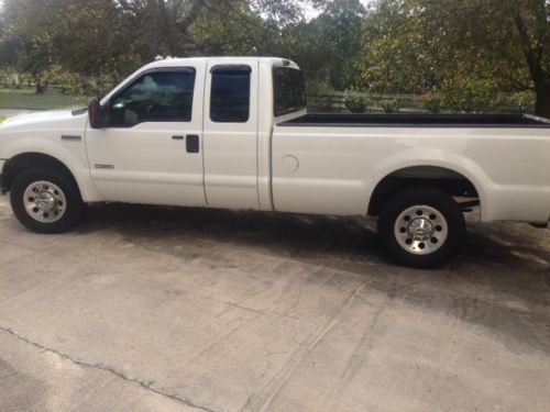 2005 ford f-250 super duty xl extended cab pickup 4-door 6.0l