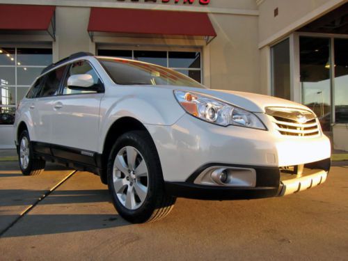 2011 subaru outback 2.5i limited, 1-owner, navigation, leather, moonroof, more!