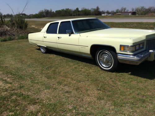 1976 cadillac fleetwood brougham low miles! a must for all collectors! rare