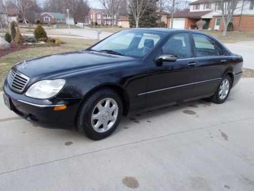2000  s500 luxury auto at its very best, black, automatic almost everything.