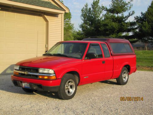 2003 chevrolet s-10  ls  extended cab, clean , 5 speed
