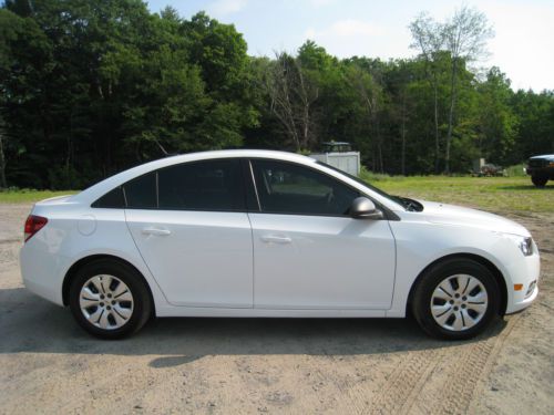 2014 chevy cruze ls sedan only 4,369 miles salvage repairable project no reserve