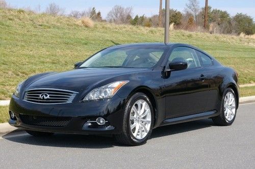 Sporty g37**premium pkge**silly low mles**still smells new**clean carfax**