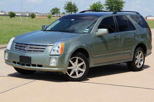 2004 cadillac srx,panoramic roof,third row seat,clean title