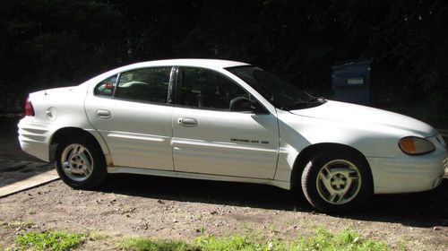 2001 pontiac grand am se sedan 4-door 2.4l