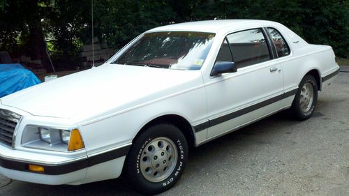 1986 ford thunderbird base sedan 2-door 5.0l