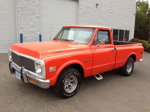 1972 chevrolet short box, 2wd great condition. chevy c/10 custom deluxe