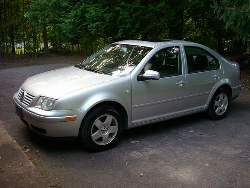 2002 vw jetta gls, 5 spd, silver w/ blk leather, 5 day no reserve auction