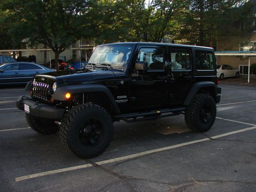 Custom 2013 jeep wrangler unlimited 4 door lifted 35"tires rare rockstar ii rims